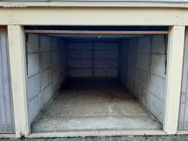 Garage fermé