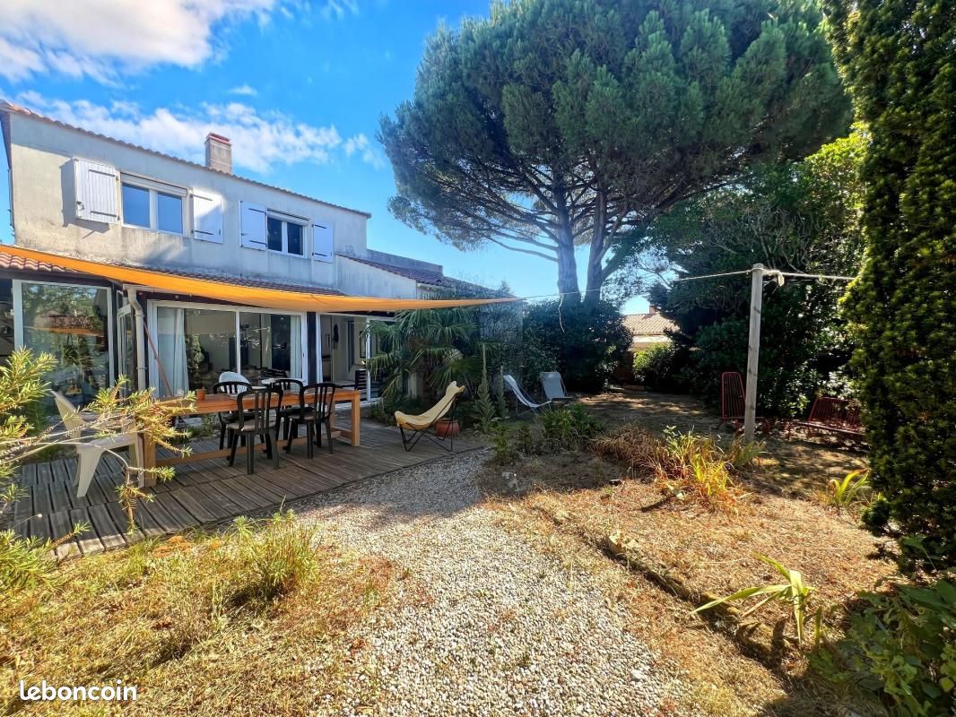Maison 6 pièces 162 m² · à Jard-sur-Mer · 162 m² · 499 000 €