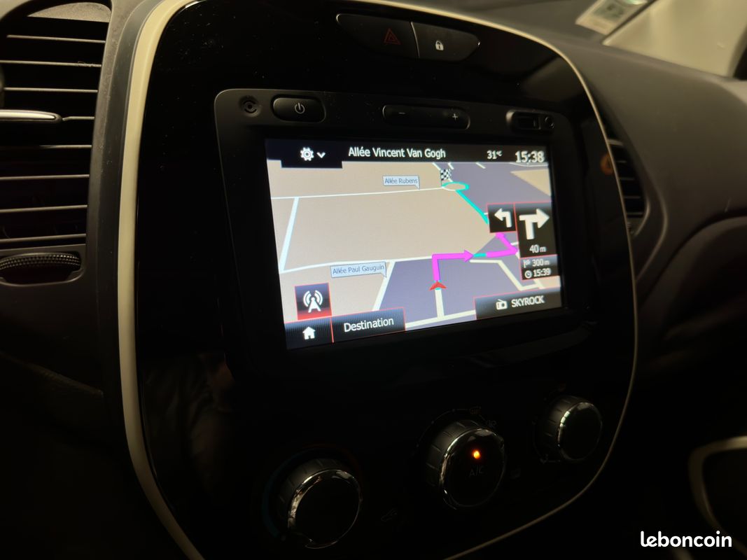 RENAULT CAPTUR 0.9 TCE 90CH ZEN - REGULATEUR/LIMITEUR - RADAR RECUL - BLUETOOTH - GPS - JA 16" - GARANTIE 6 MOIs (image 9)