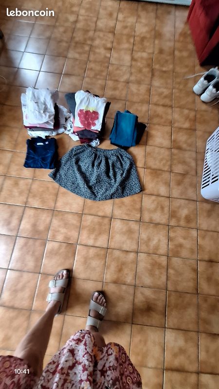 Lot de 31 vêtements été automne filles Taille 12 ans (image 2)