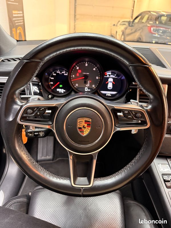 PORSCHE MACAN 3.0 DIESEL 260 S PDK BVA / CARPLAY / SIEGE CHAUFFANT / BOSE SOUND SYSTEM + 4 JANTES HIVEr (image 4)