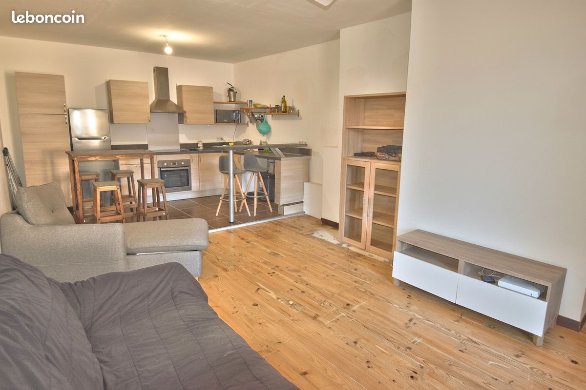 Appartement 2 pièces 46 m² · à Chazay-d'Azergues · 46 m² · 750 €