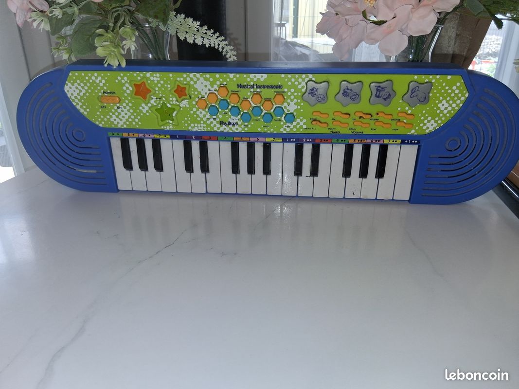 Piano musical ludique (image 1)