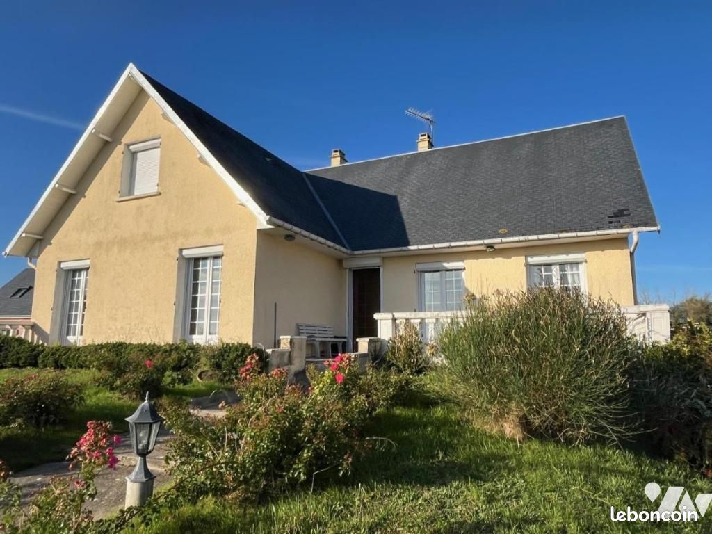 Maison 7 pièces 145 m² · à Montmartin-sur-Mer · 145 m² · 315 000 €