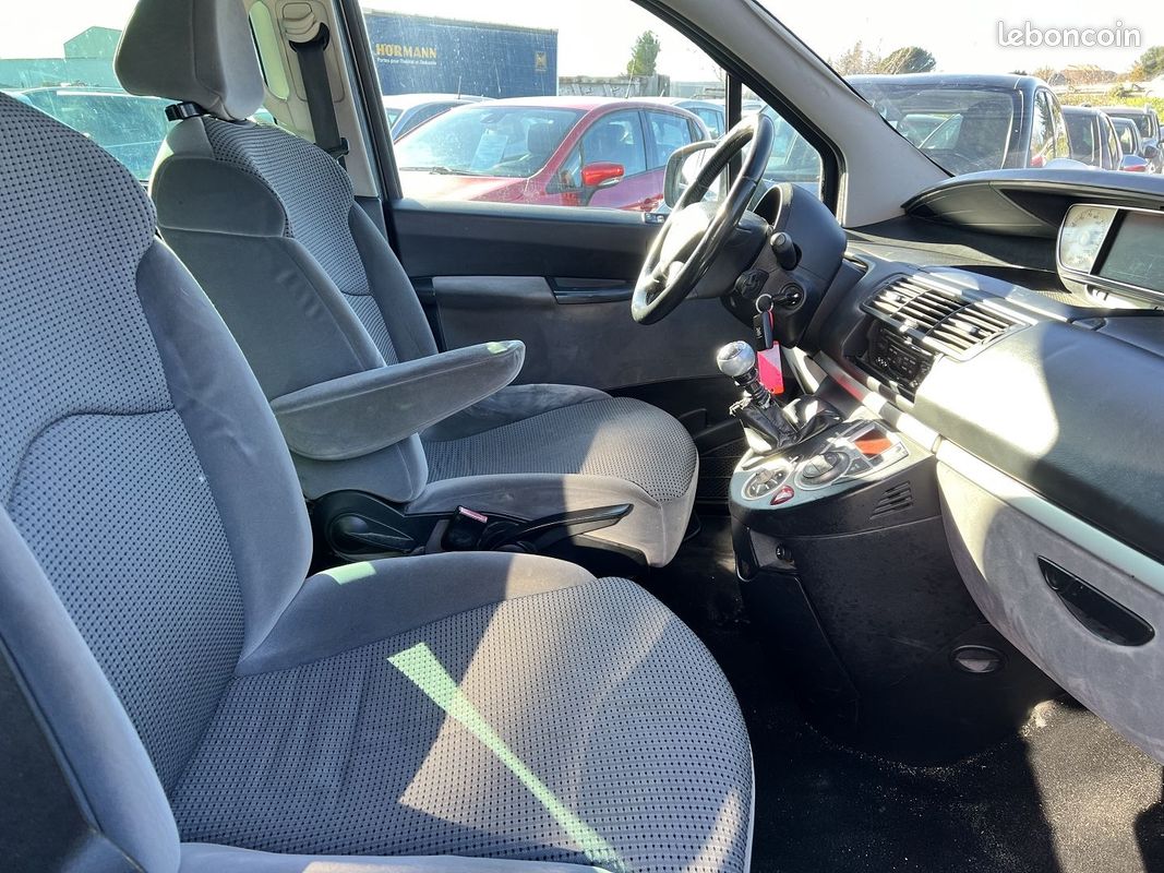 Peugeot 807 2.0 HDI136 FAP FAMILY (image 12)
