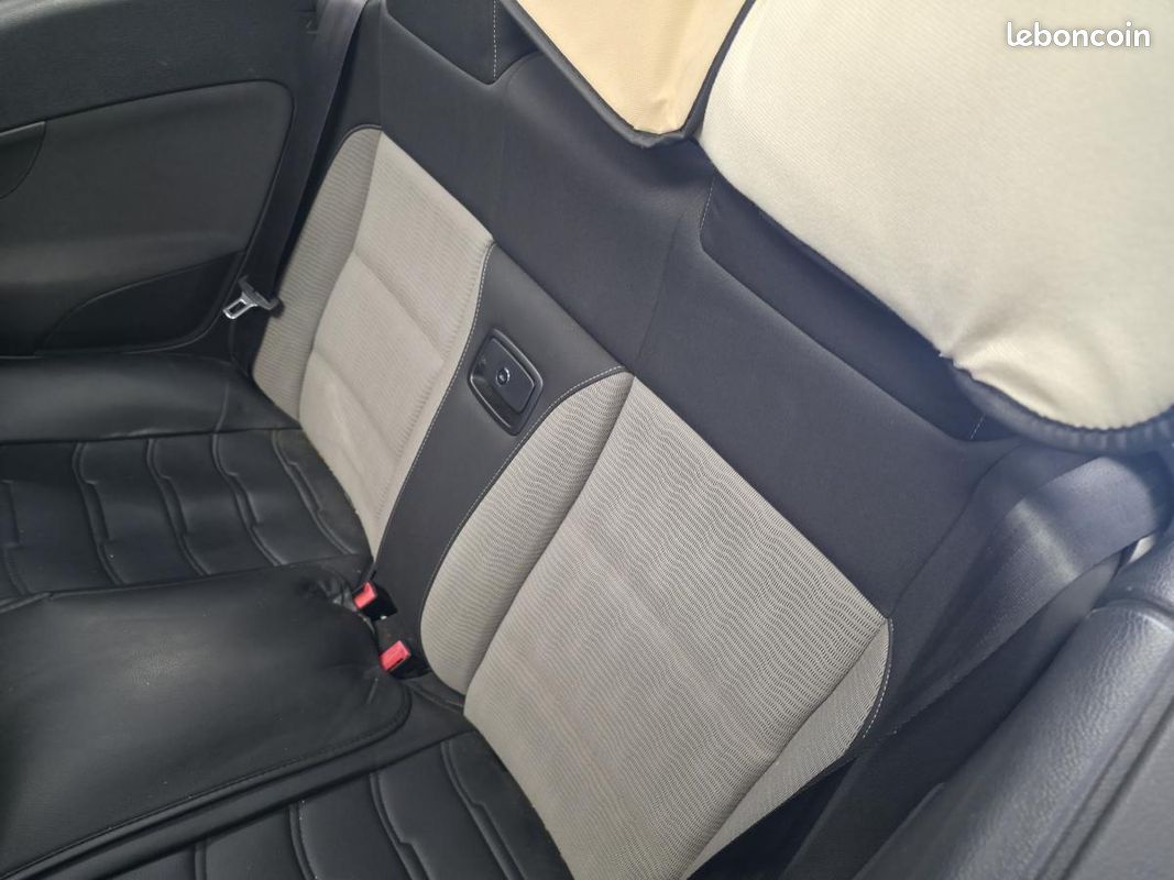 VOLKSWAGEN EOS 2.0 16V TDI- 140 - BV DSG 6 Sportline VENTE A MARCHAND (image 14)
