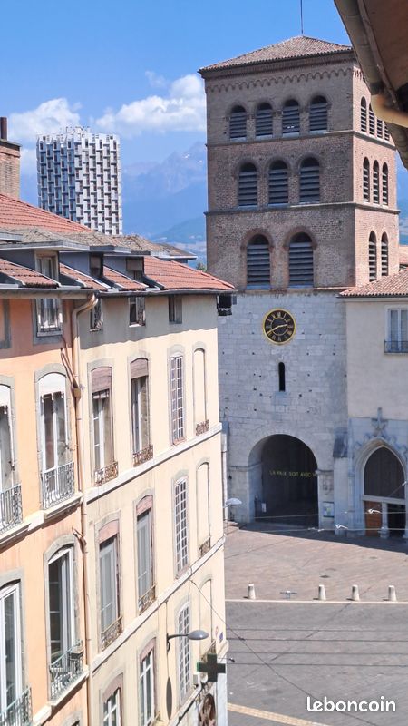 Appartement 1 pièce 25 m² · à Grenoble · 25 m² · 560 €/mois