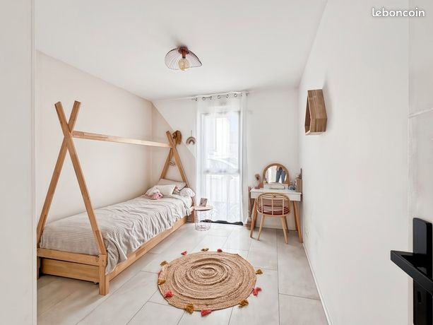 Maison 7 pièces 210 m² — 15