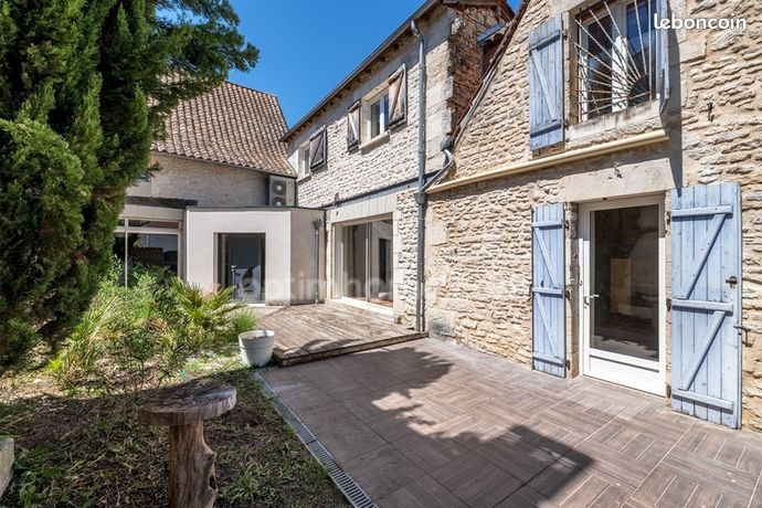 Maison 6 pièces 182 m²