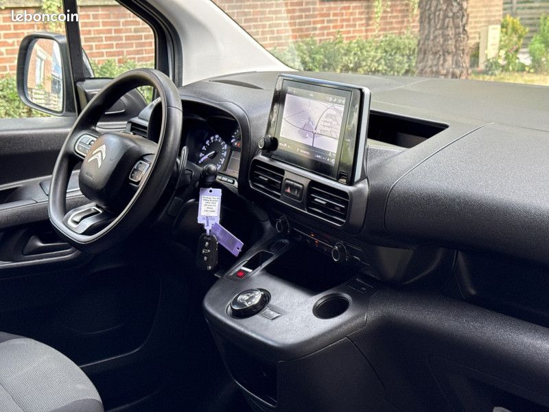 Citroen BERLINGO VAN M 650KG HDI 130CH EAT8 PREMIUM CONNECT * 2023 * 3 PLACES (image 16)