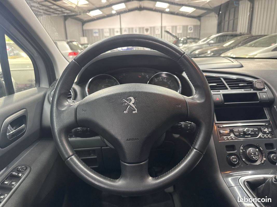PEUGEOT 3008 1.6 BlueHDI 120ch - 2015 - 160 000 km - Système de navigation - Régulateur de vitesse (image 10)