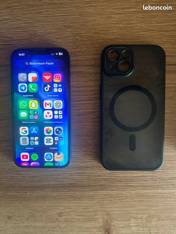 IPhone 13 + coque + chargeur + boite (image 3)