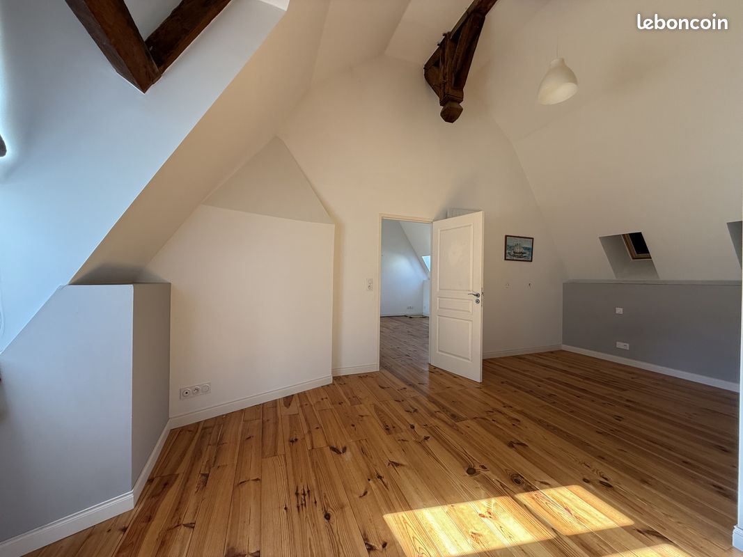 Maison a louer saumur - 10 pièce(s) - 500 m2 - Surfyn