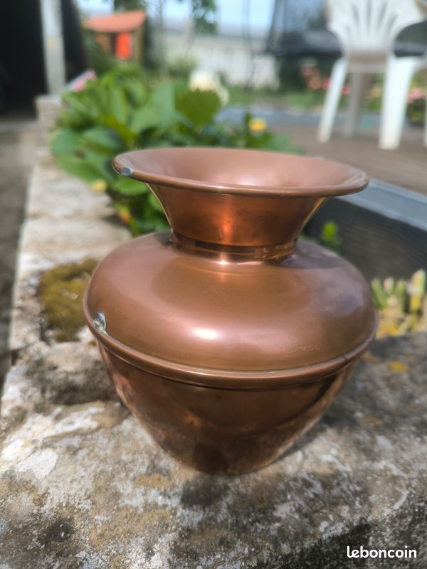 Pot vase cuiv (image 1)