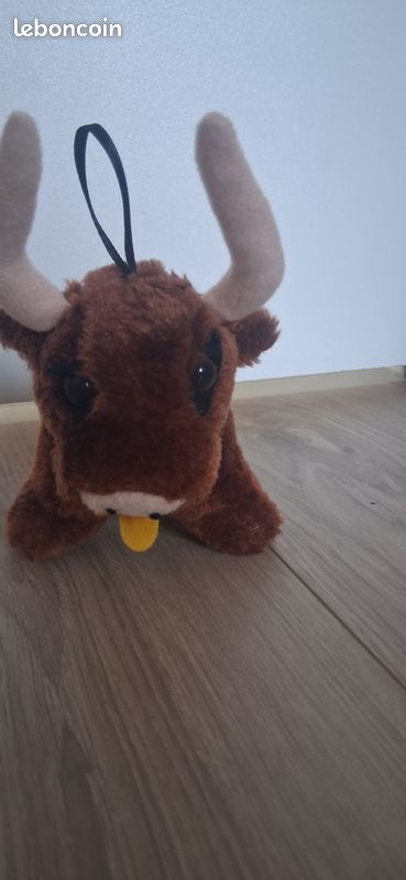 Peluche taureau avec une clochette (image 1)