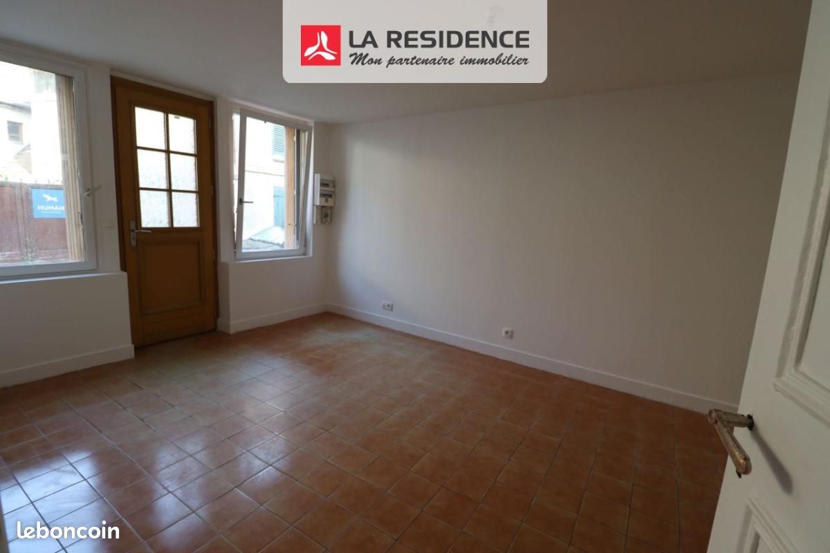 Appartement 2 pièces 35 m² · à Magny-en-Vexin · 35 m² · 550 €