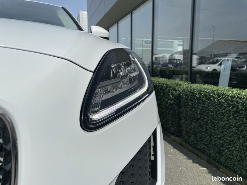 Jaguar E-Pace 2.0D 150ch S (image 12)