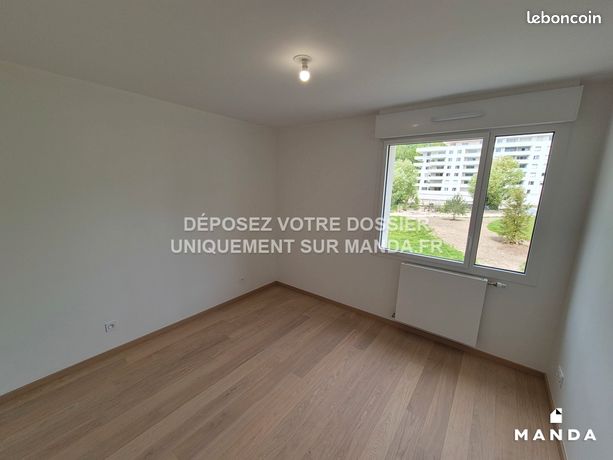 https://img.leboncoin.fr/api/v1/lbcpb1/images/aa/ea/32/aaea32b987d5fcbf667d6b4b04df48873eec407a.jpg?rule=ad-image