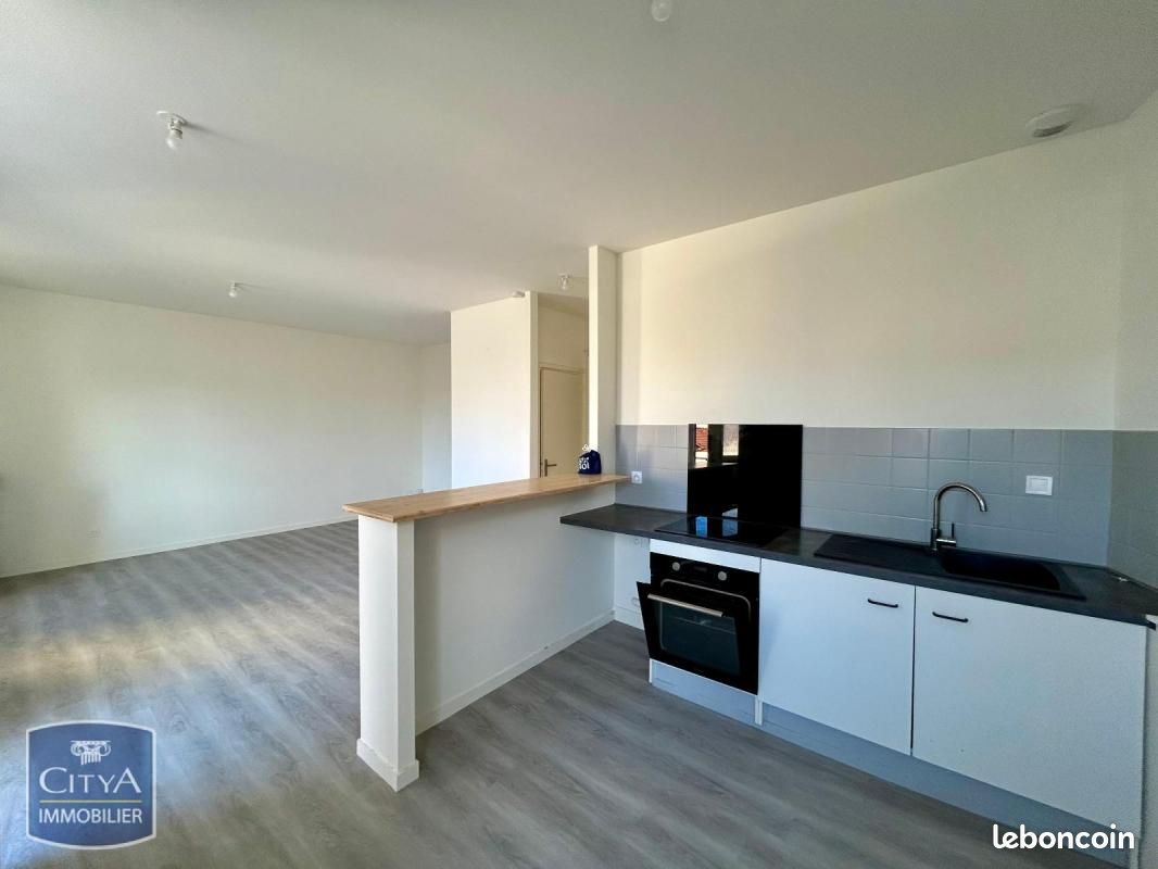 Appartement 3 pièces 59 m² · à Roanne · 59 m² · 555 €