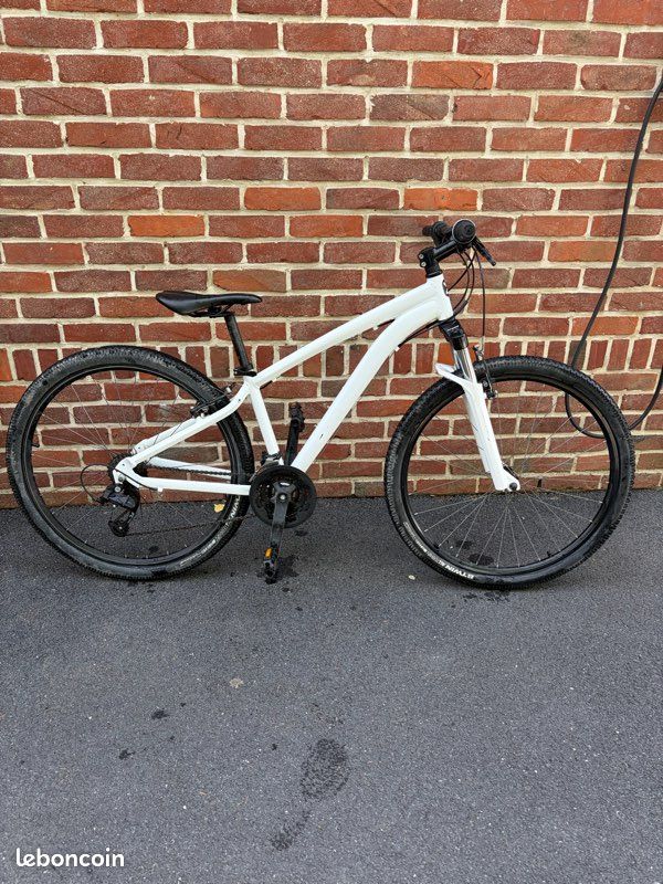 À vendre VTT Rockrider ST 100 (image 2)