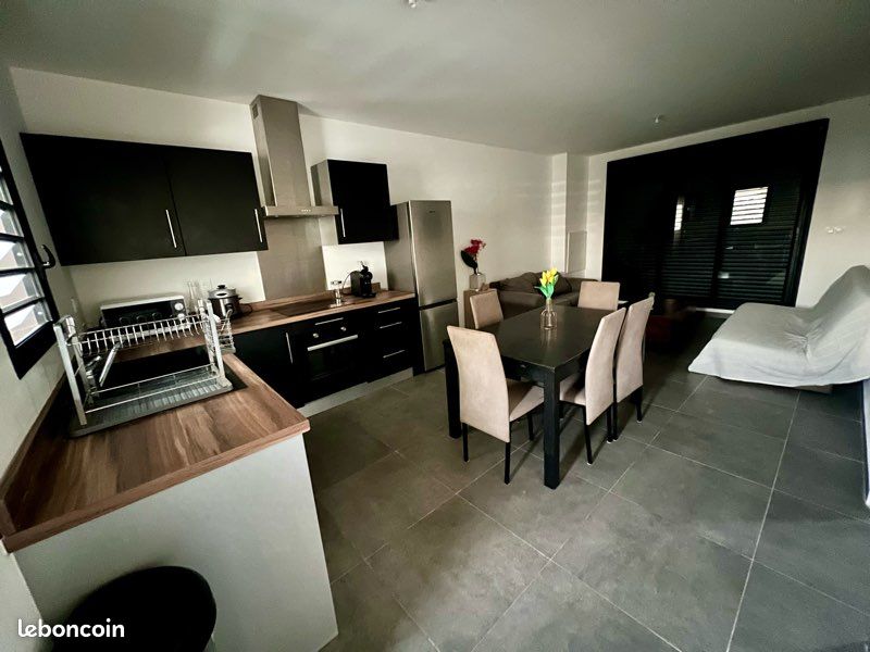 Appartement 2 pièces 55 m² · à Saint-Pierre · 55 m² · 1 000 €