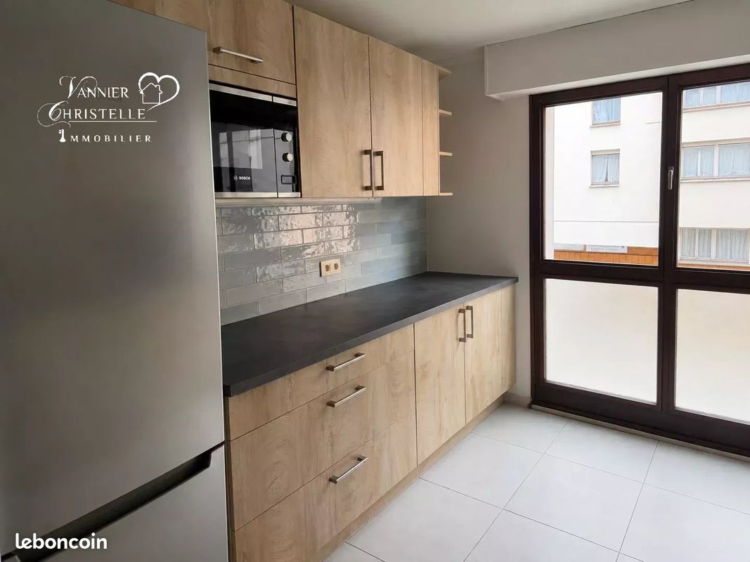 Appartement 2 pièces 53 m² · à Thonon-les-Bains · 53 m² · 890 €
