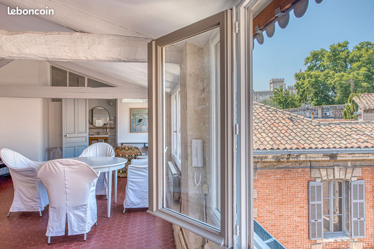 Appartement 3 pièces 83 m² · à Avignon · 83 m² · 240 000 €