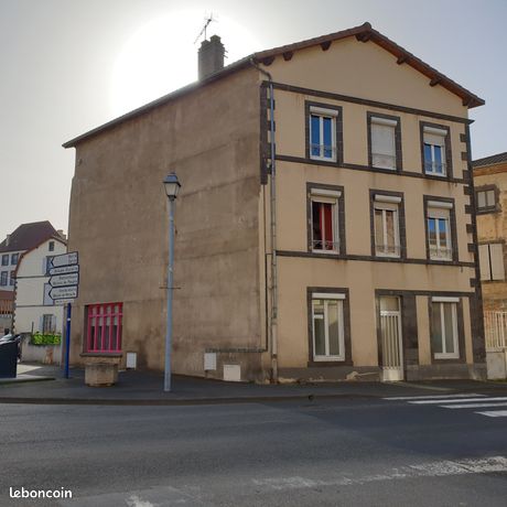 Immeuble 186m2 Combronde 225 000