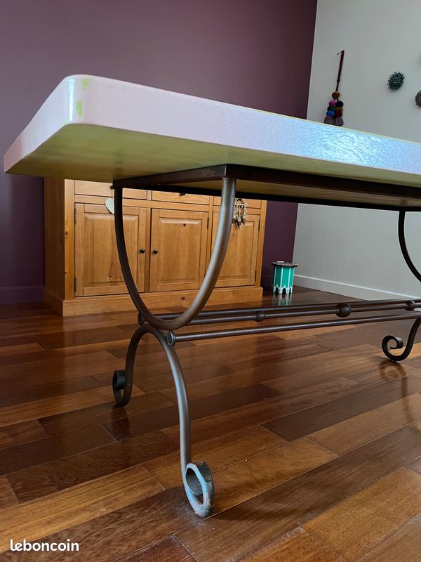Table à manger en bois peint et pied en fer forgé (image 9)