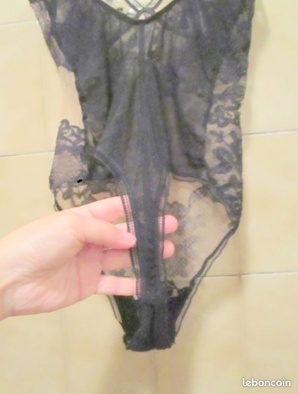 Body noir et beige ou chair, transparent, arrière effet string, t. 34 ou t. 36 (image 7)