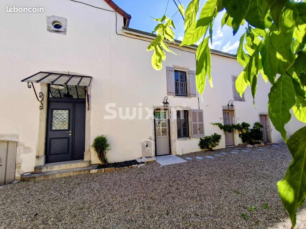 Maison 8 pièces 264 m² · à Meursault · 264 m² · 1 050 000 €