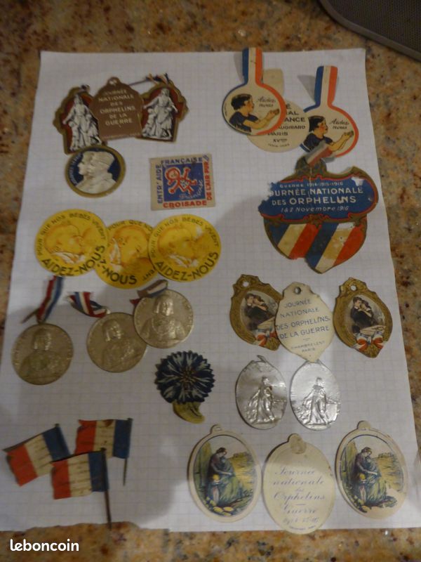 Médaille des orphelines de la légion d'honneur 1810, vide