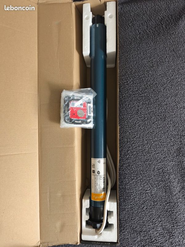 Lots Moteur Somfy Oximo RTS 10/17+smoove RTS neufs (image 2)