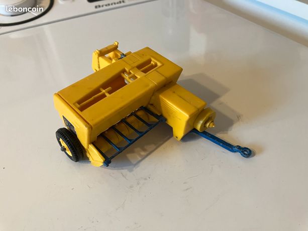 JOHN DEERE 7550i - BRITAINS BRI42461 1/32 - Matériels de récoltes Ensileuses