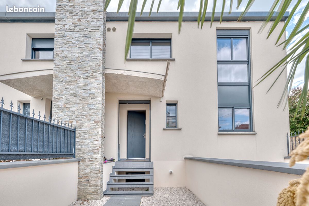 Maison 5 pièces 96 m² · à Brunoy · 96 m² · 450 000 €