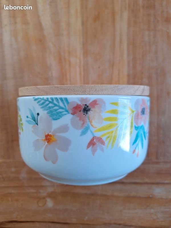 Pot avec couvercle (image 3)