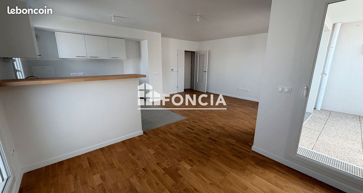 Appartement 3 pièces 78 m² · à Évry-Courcouronnes · 78 m² · 1 081 €
