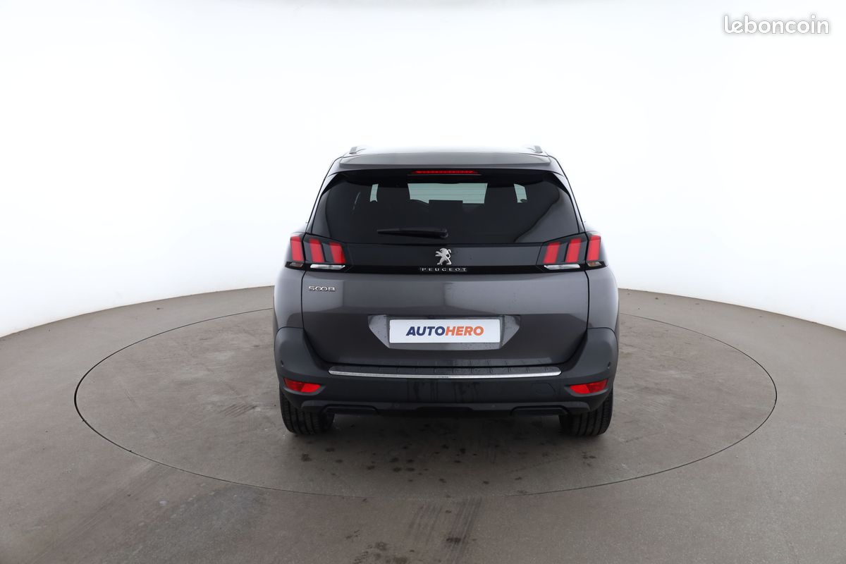 Peugeot 5008 1.5 Blue-HDi Allure Pack EAT8 130 ch (image 12)