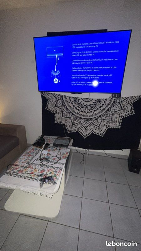 PS4 Slim HS – S’allume mais ne démarre plus correctement – Pour pièces (image 3)