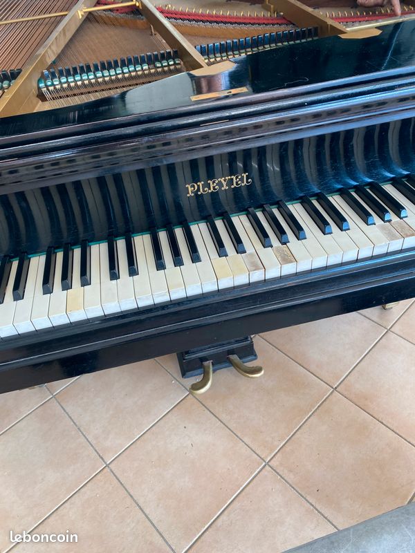 Piano demi-queue PLEYEL (image 2)