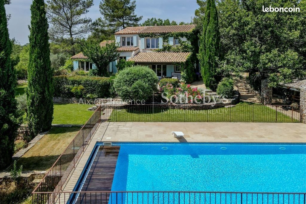 Maison 7 pièces 171 m² · à Saint-Maximin-la-Sainte-Baume · 171 m² · 1 148 000 €