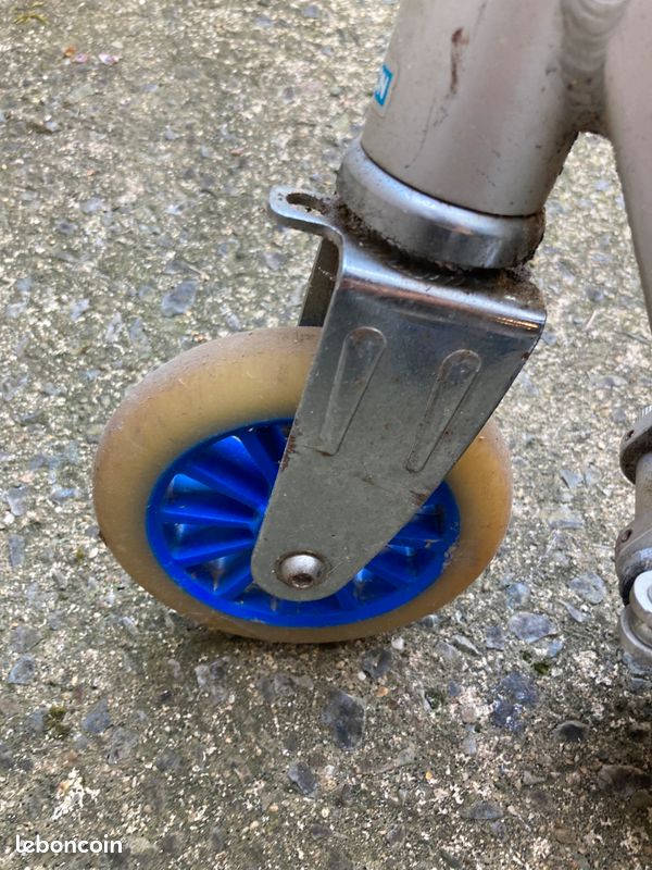 Trottinette (image 4)