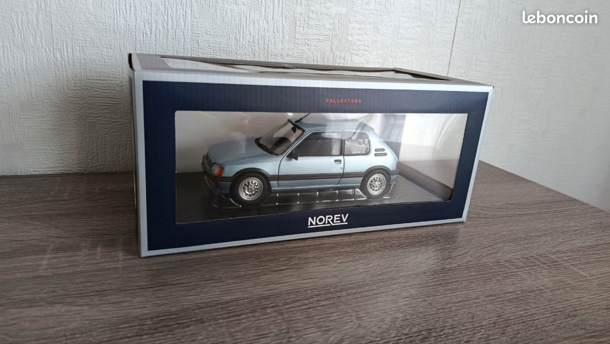Peugeot 205 GTI 1:43 Norev | Modello Auto Bianca | Nuovo In Scatola Originale