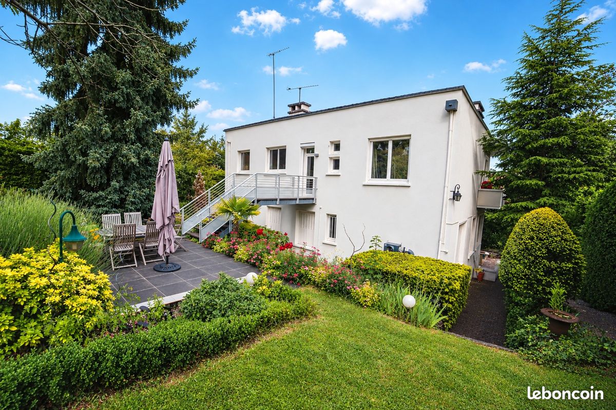 Maison 6 pièces 180 m² · à Vichy · 180 m² · 290 000 €
