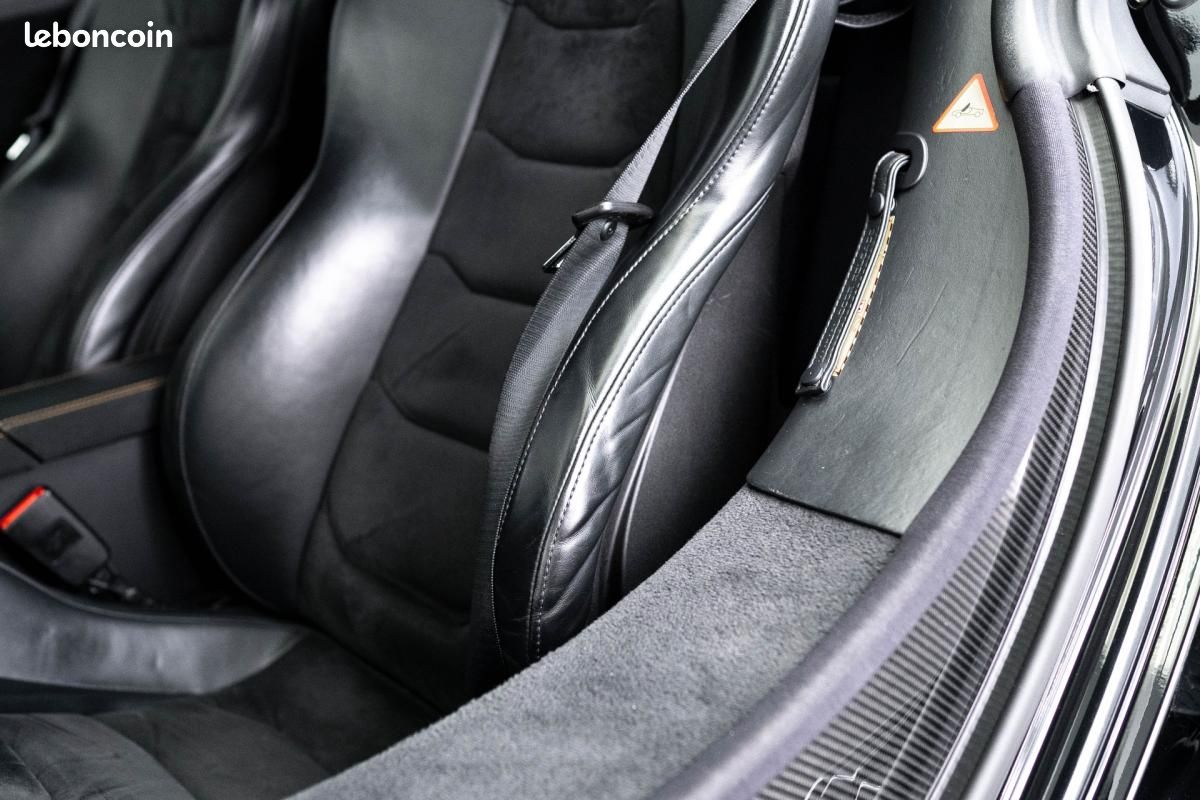 McLaren MP4-12C MP4 Coupe (image 23)