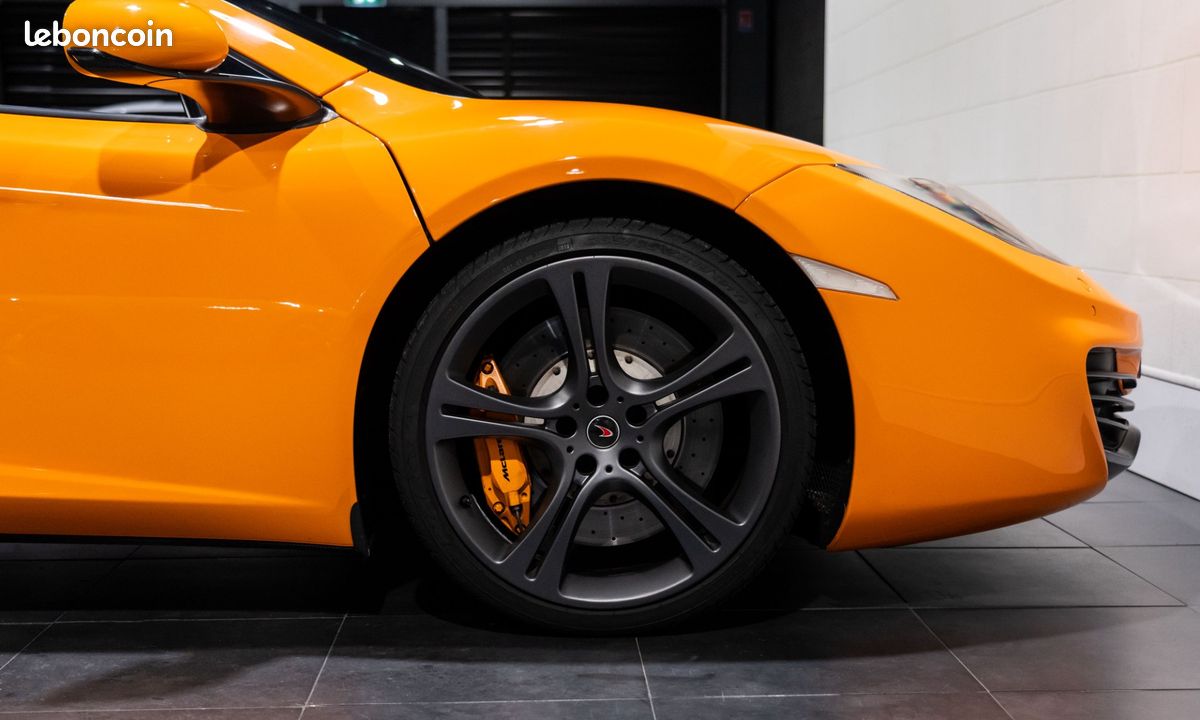 MCLAREN MP4-12C Spider V8 3.8 625 - FRANCAISE / Lift / Echapp. Sport / Carbone / Cuir étendu / Meridian / 1535EMOIS (image 10)