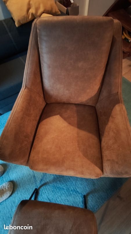 Fauteuil marron clair et relève pied (image 3)
