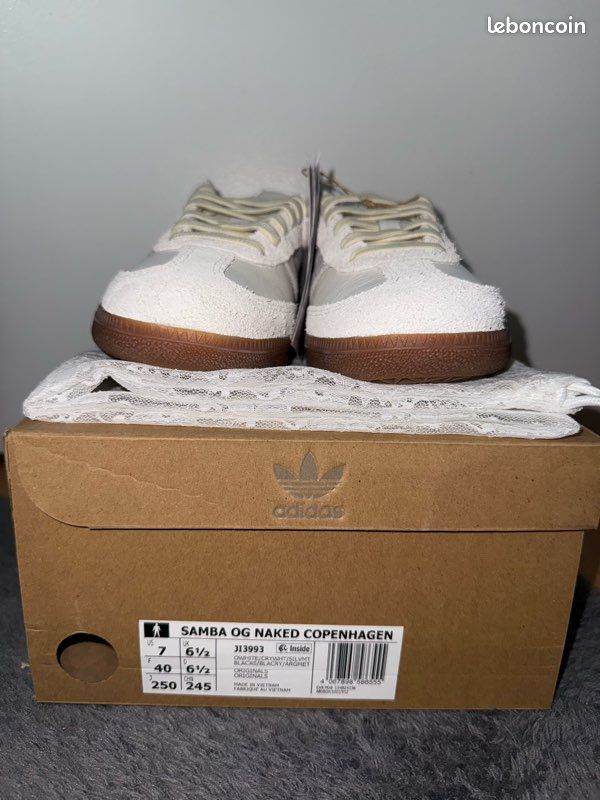adidas gazelle silver green womens adidas JI3993 Naked x Samba OG Copenhagen Lace Mens Lifestyle Shoe