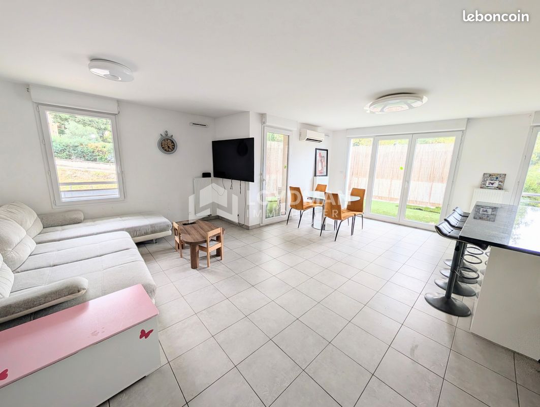 Appartement 3 pièces 75 m² · à Marseille · 75 m² · 250 000 €