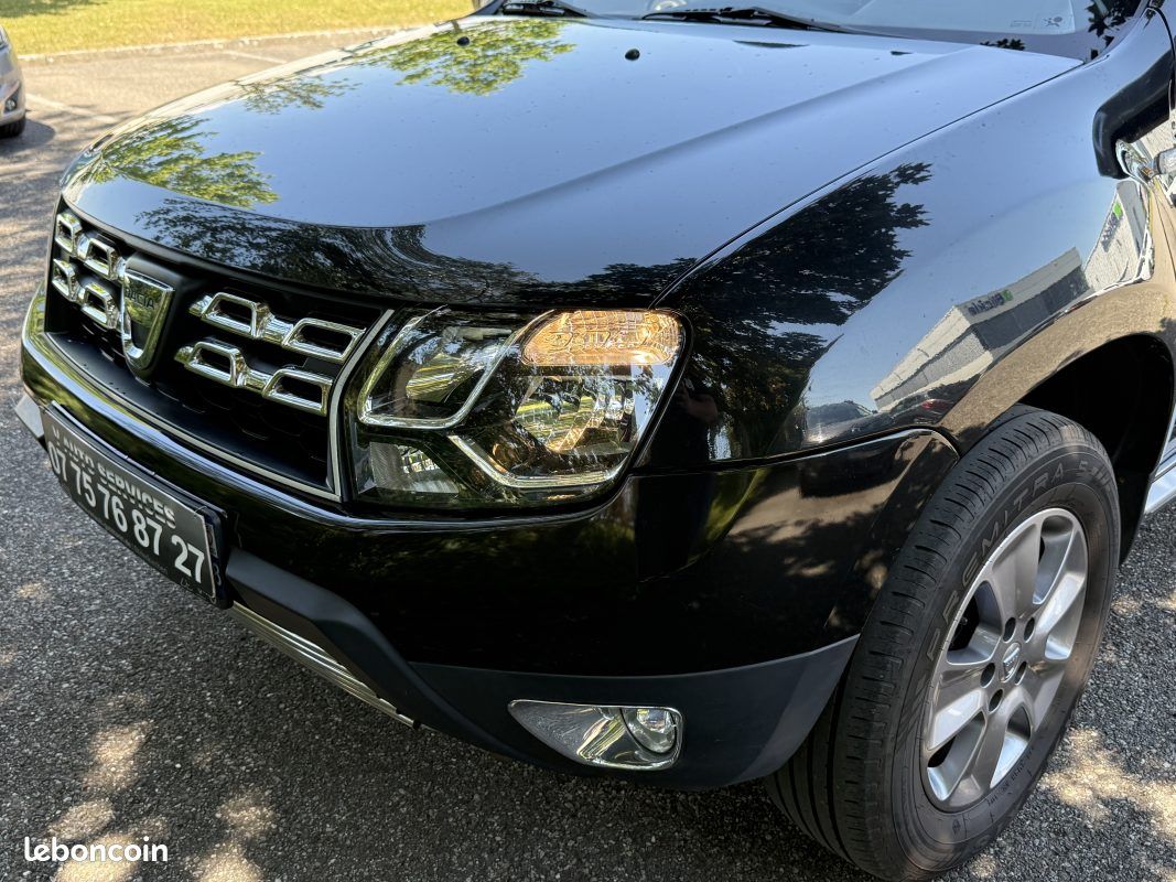 DACIA Duster 1.2l 125ch Ambiance 4X2 Garantie 6 Mois (image 11)